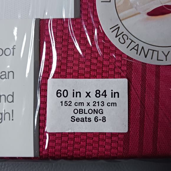 ENCORE Microfiber Tablecloth, Oblong, 60" x 84" - Picture 3 of 6